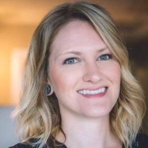 Meet your Posher, Joylynn